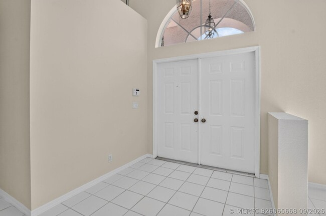 Building Photo - 10031 Lexington Estates Blvd