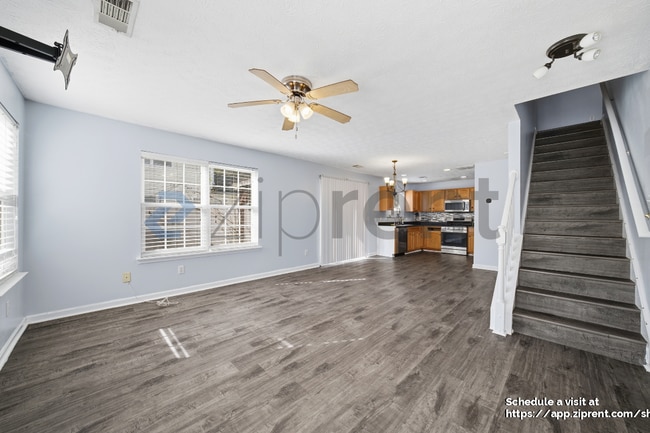 Building Photo - 122 Swanee Ln