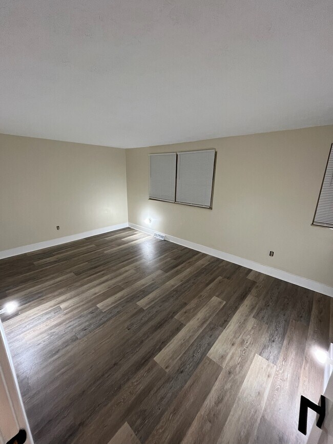 Foto del edificio - 577 Pine Line Dr