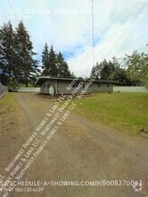 Building Photo - 3070 NW Paul Benjamin Rd