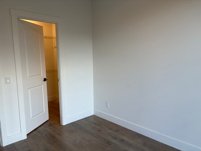 Building Photo - 1980 Upper Sundance Dr