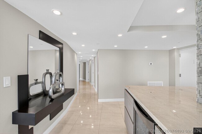 Building Photo - 3400 S Ocean Blvd