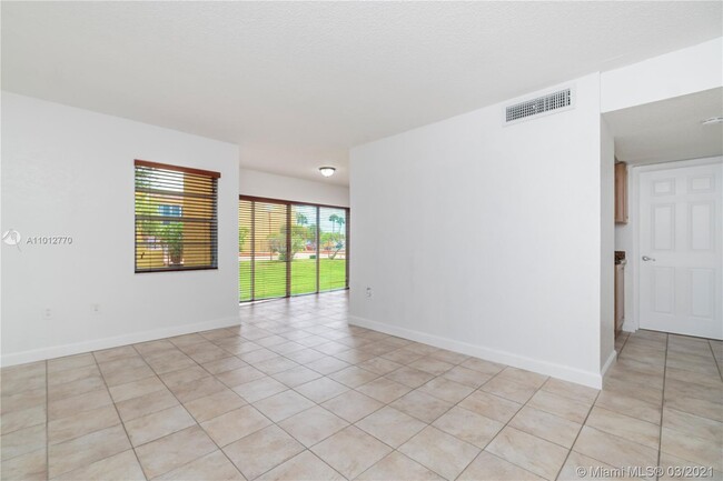Building Photo - 9340 W Flagler St