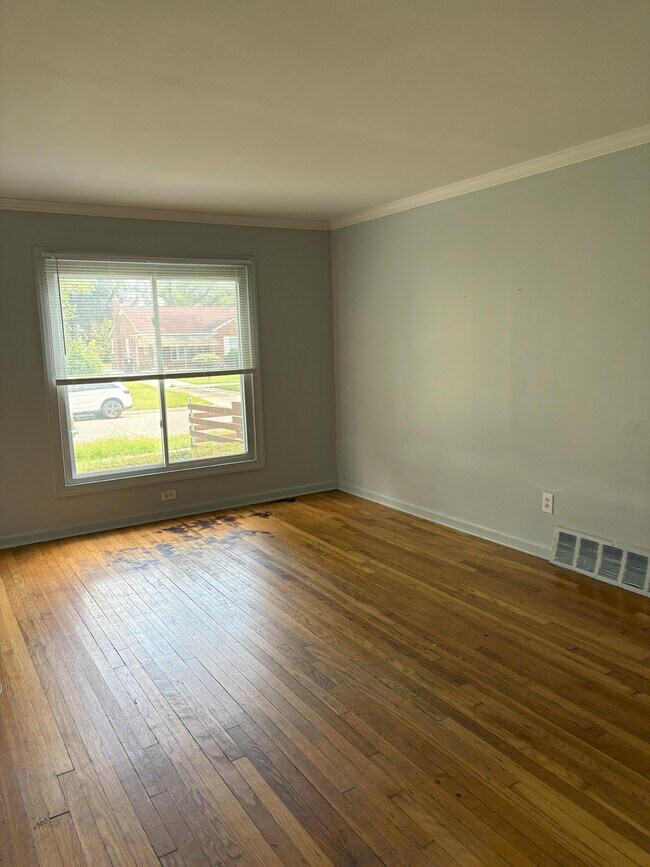 Foto del edificio - 9229 Westwood St