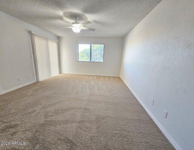 Building Photo - 16536 Lost Arrow Dr