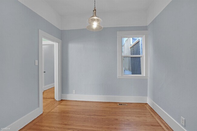 Building Photo - 2 br, 1 bath House - 225 Winfield St