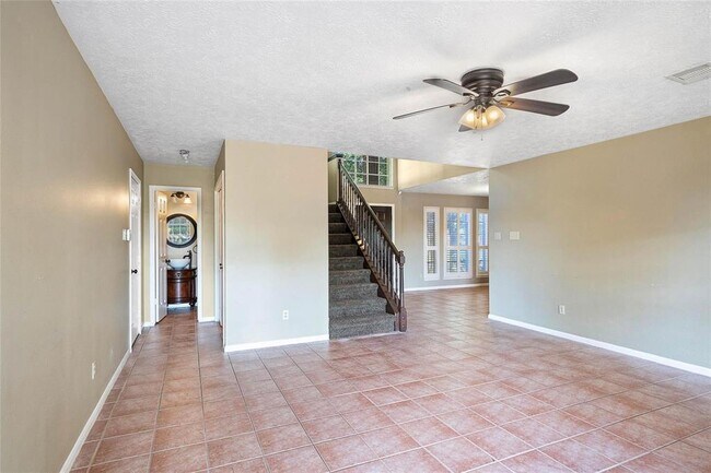 Building Photo - 11215 Travelers Way Cir