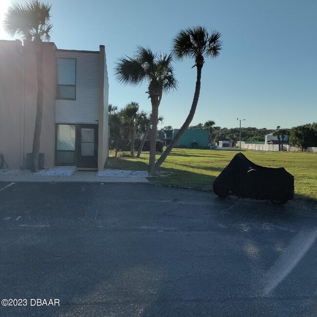 Building Photo - 5500 Ocean Shore Blvd