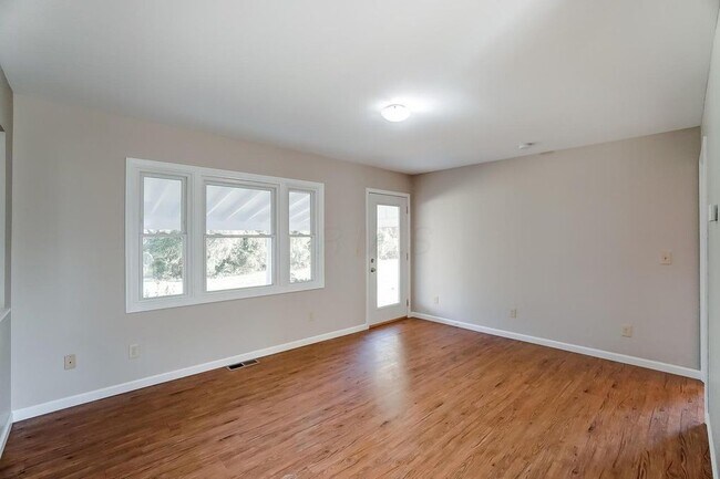 Foto del edificio - 6842 Olentangy River Rd
