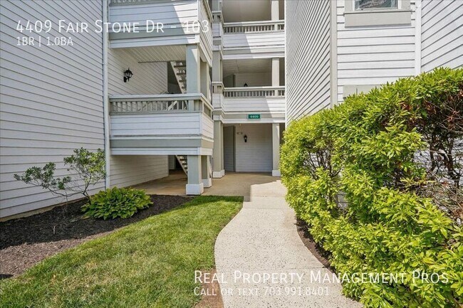 Foto del edificio - 4409 Fair Stone Dr