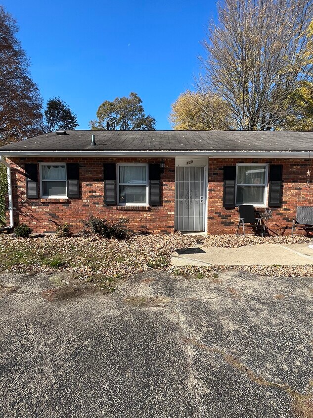 130 Wyndcrest Ct Unit A, Monroe, OH 45050 Apartments in Monroe, OH