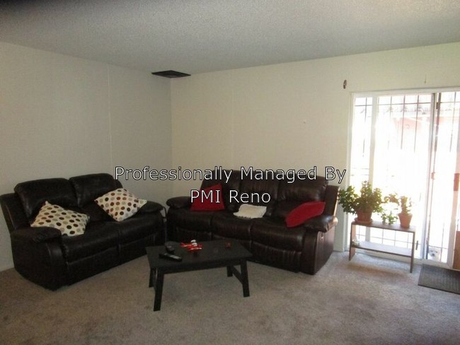 Foto del edificio - 184 Smithridge Park