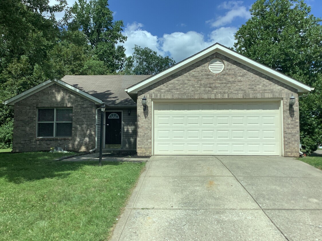 Foto principal - 6813 Marksman Ct