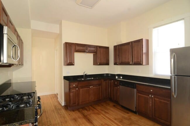 Photo - 2519 N Francisco Ave Apartment