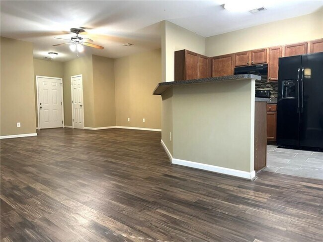 Foto del edificio - 538 Oakside Pl