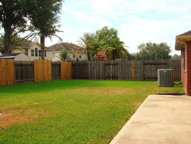 Foto del edificio - 3013 Misty Isle Ct