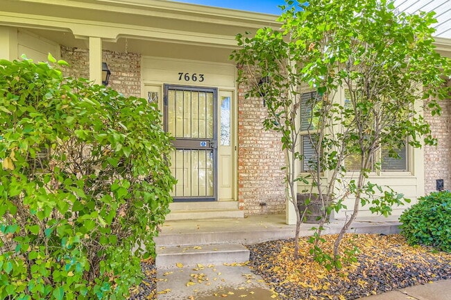 Foto del edificio - 7663 S Cove Cir