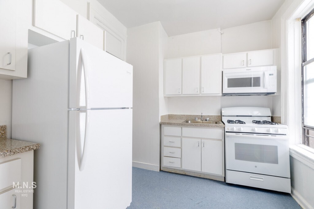 555 W 170th St Unit 24, New York, NY 10032 Apartment for Rent in New