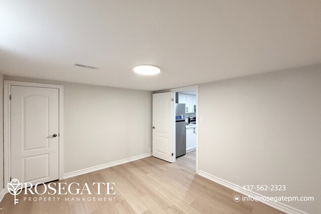 Building Photo - Cozy 1-Bedroom Basement Unit in Scarboroug...