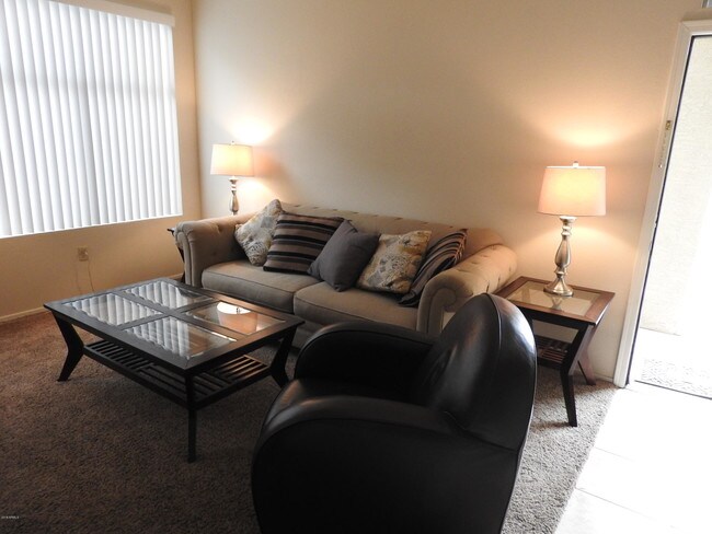 Building Photo - 11375 E Sahuaro Dr