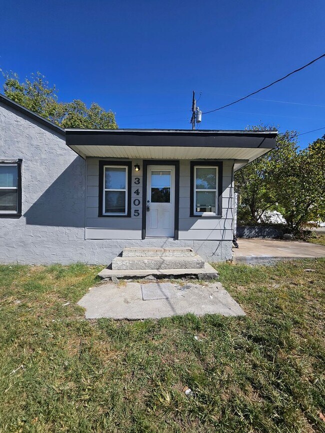 Foto del edificio - Cute little 2 bedroom with a big yard!