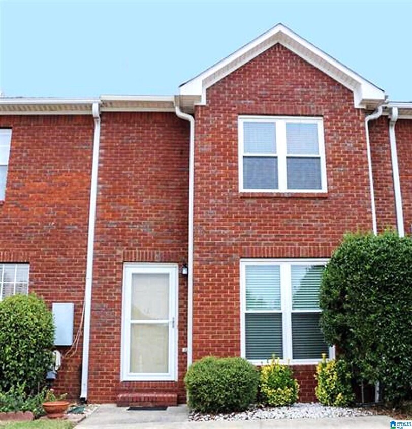 309 Rocky Ridge Cir, Helena, AL 35080 Townhome Rentals in Helena AL