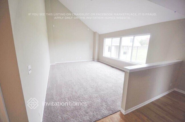 Foto del edificio - 25420 W Latham Ct