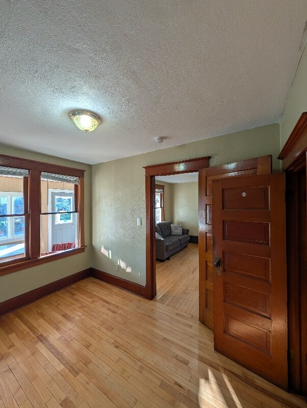 Foto del edificio - 1027 E Chapman St