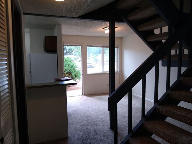 Foto del edificio - Spacious Two-Story Condo in Midtown Fort Collins