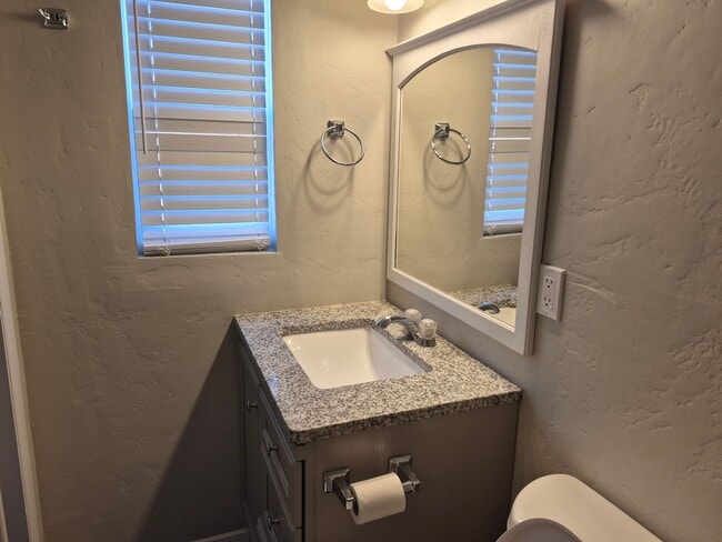 Building Photo - 1704 Corte Alegre