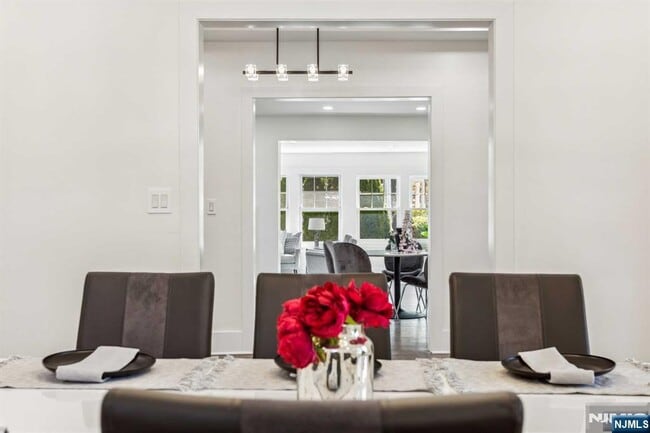 Foto del edificio - 648 East St