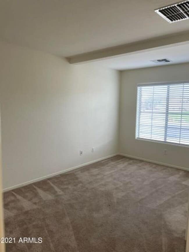 Foto del edificio - LARGE 4 BEDROOM HOME IN ANTHEM WEST