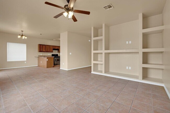 Foto del edificio - 4633 Rimrock Dr