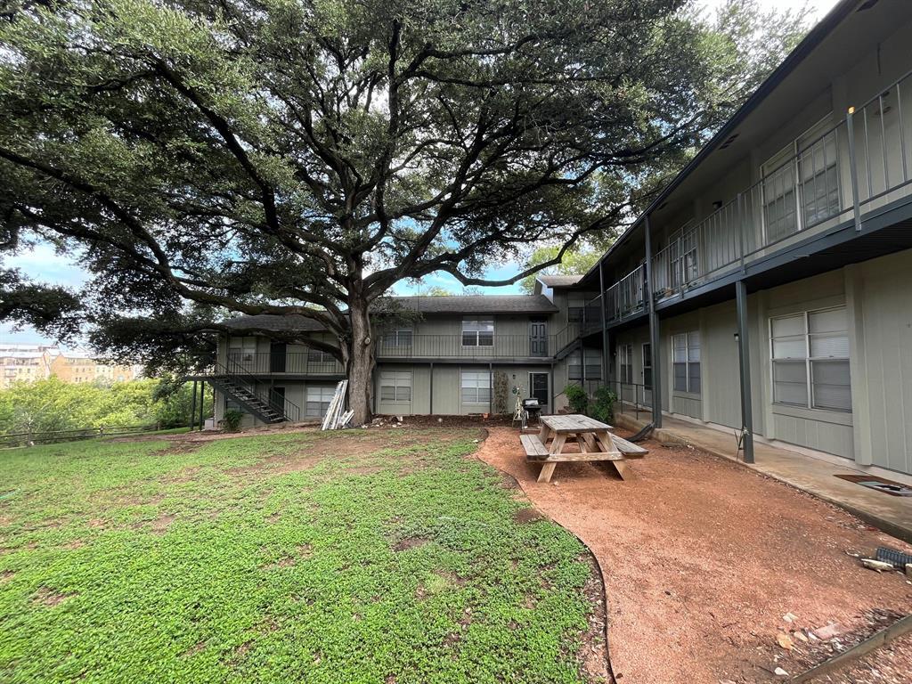 Primary Photo - 509 Cedar Dr