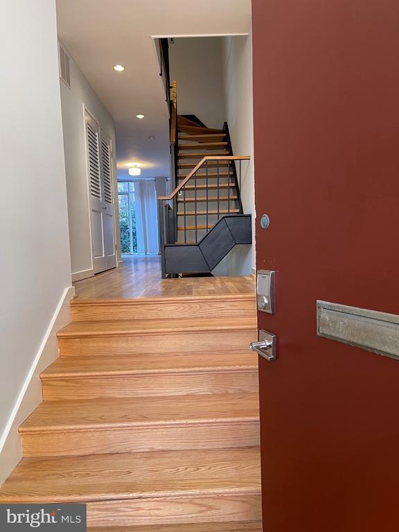 Foto del edificio - 457 N St SW