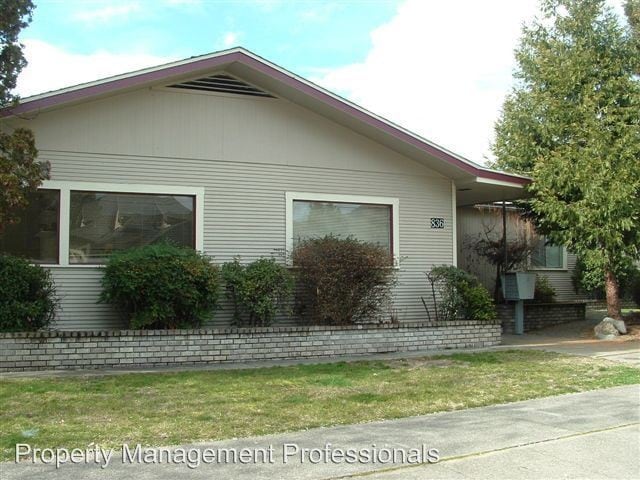 Primary Photo - 836 NW 6th St