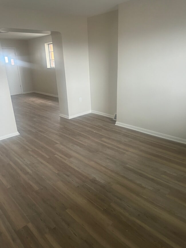 Photo - 545 Stokes Ave House