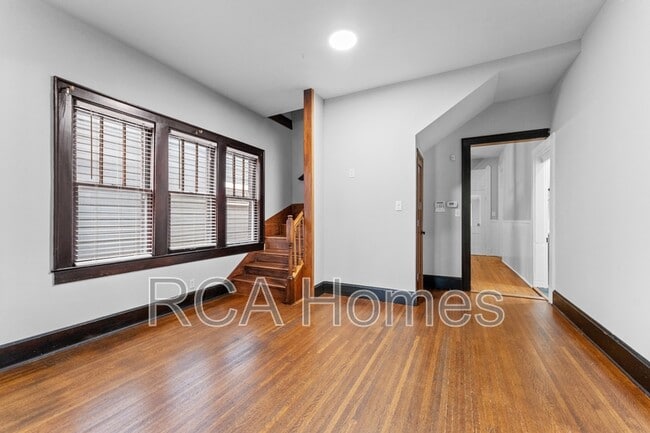Building Photo - 126 N Arsenal Ave
