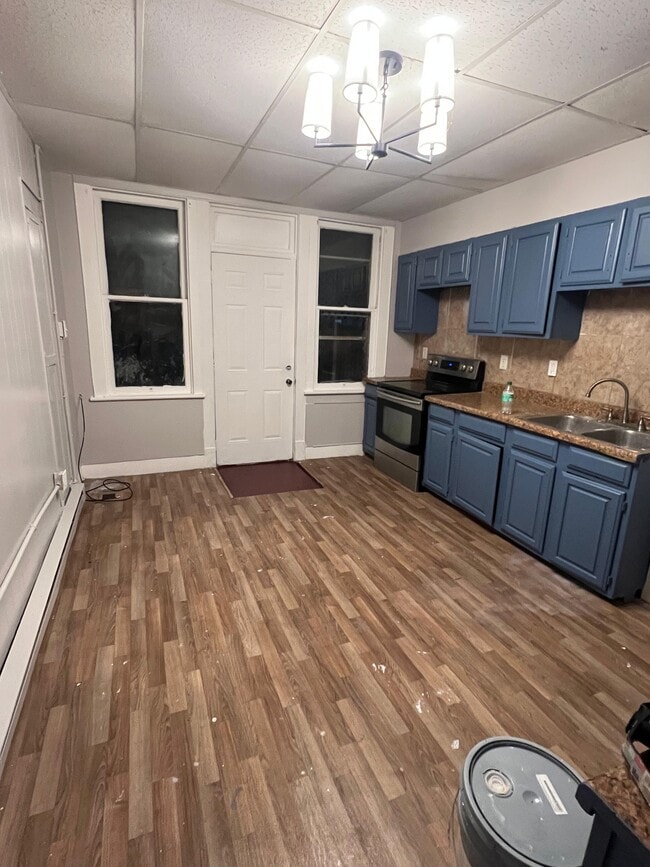 Foto del edificio - 804 E Pine St