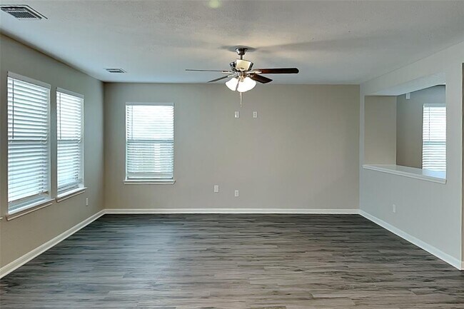 Foto del edificio - 7743 Sagemark Ridge Dr