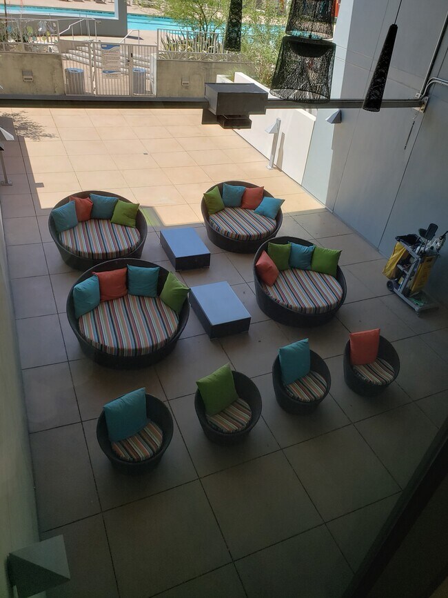 Foto del edificio - 608 S 3rd St