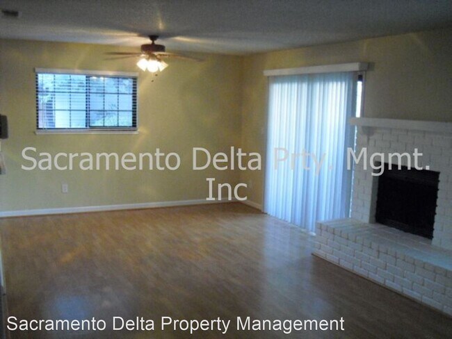 Foto del edificio - 2 br, 2 bath House - 7413 Auburn Oaks Cour...