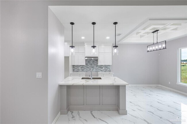Foto del edificio - 8 Whetstone Ave