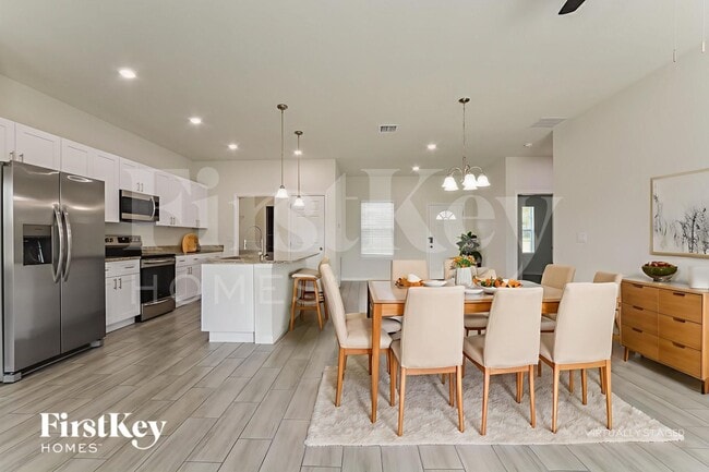 Building Photo - 830 Gila Way