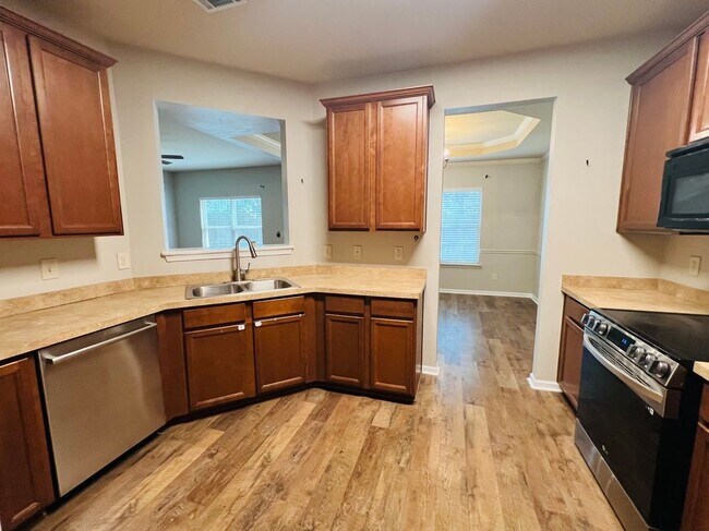 Building Photo - 302 Alcovy Way