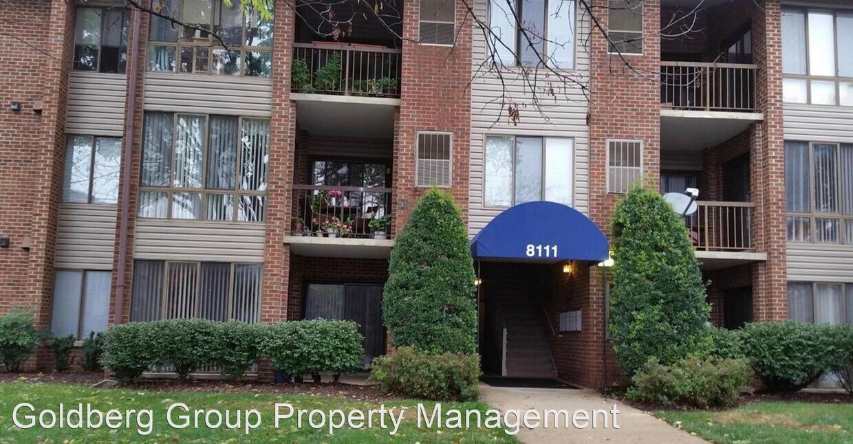 Foto principal - 2 br, 2 bath House - 8111 Needwood Rd Apt 204