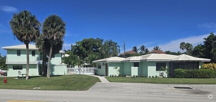 Building Photo - 5615 N Ocean Blvd