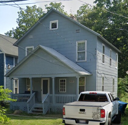 Primary Photo - 823 Oakland Dr