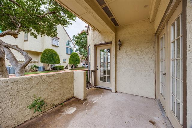 Foto del edificio - 5590 Spring Valley Rd