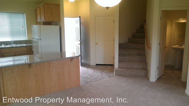 Building Photo - 3301-3375 Bodero Ln